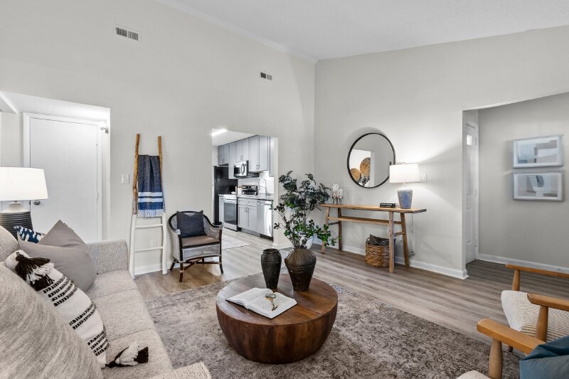 More Photos Of 366-370 W Oak Ave, Wake Forest Apartments For Sale