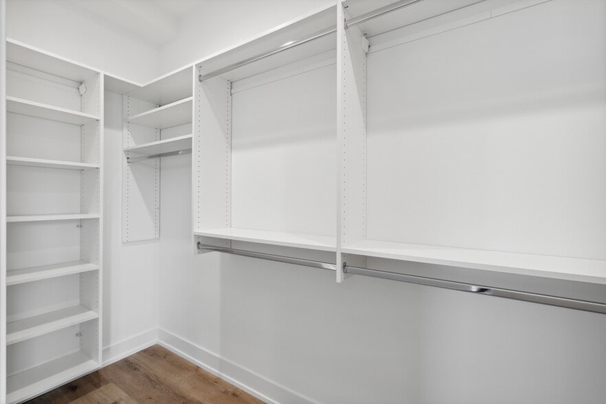 More Photos Of , Chicago Multifamily For Sale