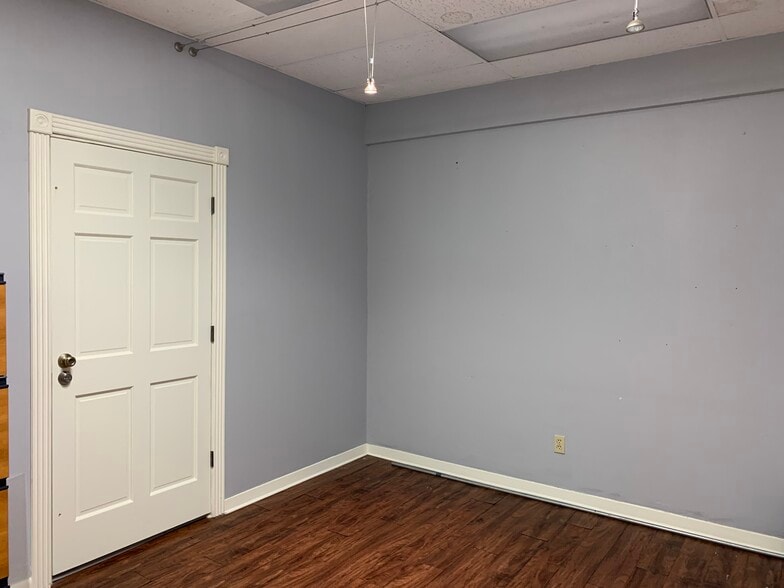 More Photos Of 14339 Torrey Chase Blvd, Houston Loft Creative Space For Sale