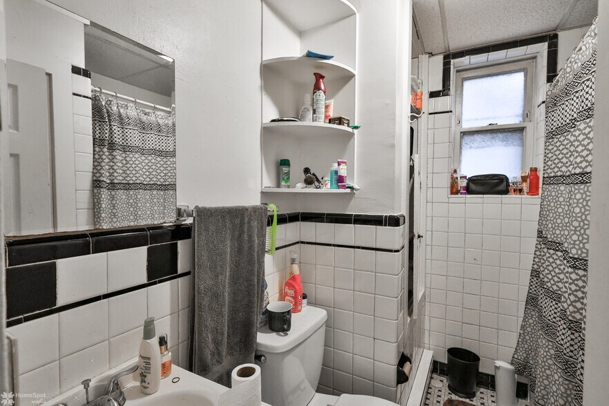 More Photos Of 440 N 9th St, Allentown Apartments For Sale