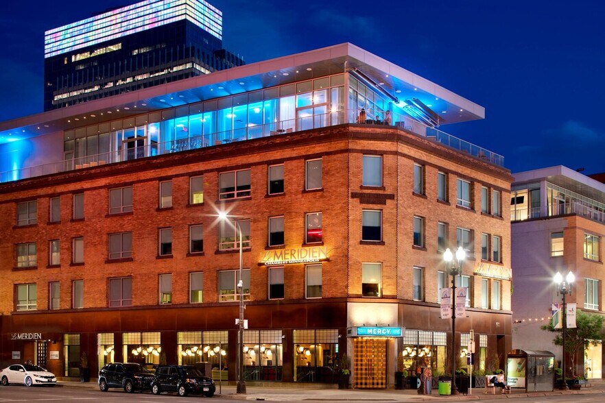 More Photos Of 901 Hennepin Ave, Minneapolis Hotel For Lease