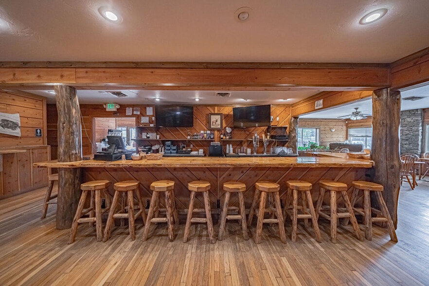 More Photos Of 3427 Swan Valley Hwy, Irwin Hotel For Sale