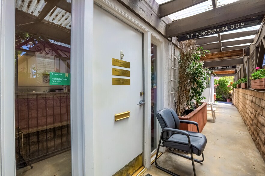More Photos Of 4381-4385 Overland Ave, Culver City Office Residential For Sale