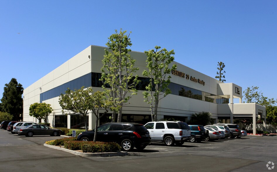 More Photos Of 23705 Crenshaw Blvd, Torrance Office For Lease