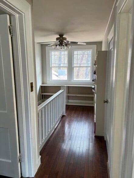 More Photos Of 1405 S Business Highway 65, Hollister Office Residential For Sale