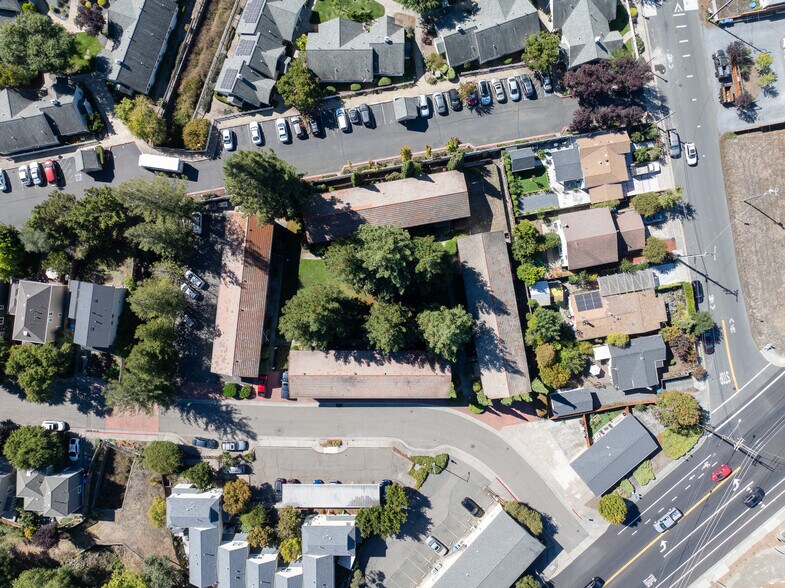 More Photos Of 7111 Marsh Way, Cotati Apartments For Sale