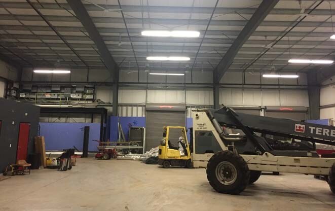 More Photos Of 15 Burton Dr, Cheshire Distribution For Lease