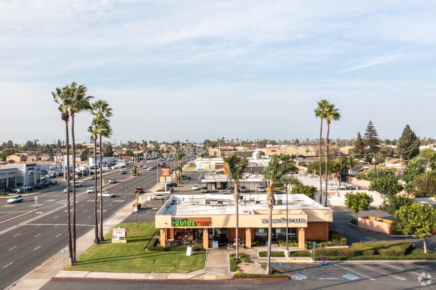 More Photos Of 16672-16732 Beach Blvd, Huntington Beach Unknown For Lease