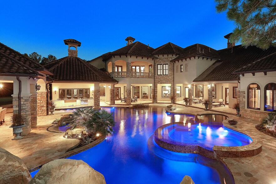 More Photos Of 28611 Blue Jack Ln, Magnolia Sports And Entertainment For Sale