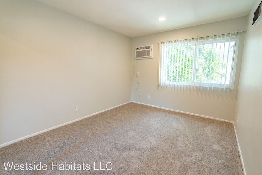 More Photos Of 4444 Ensign Ave, West Toluca Lake Apartments For Sale