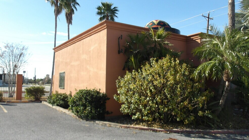 More Photos Of 1906A E Tyler, Harlingen Office For Sale