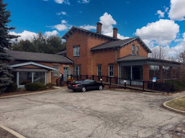 More Photos Of 33 Public Sq, Brecksville Office For Lease