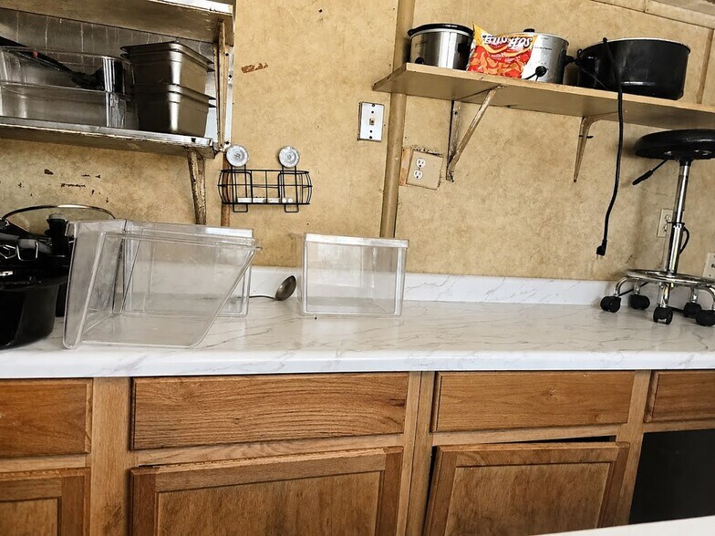 More Photos Of 113 Smith St, West Monroe General Retail For Sale