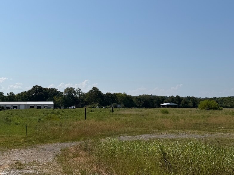 More Photos Of 145 Arena Dr, Cleveland Warehouse For Sale