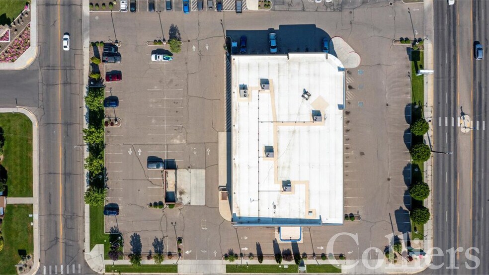 More Photos Of 728 SW 4th Ave, Ontario Drugstore For Sale