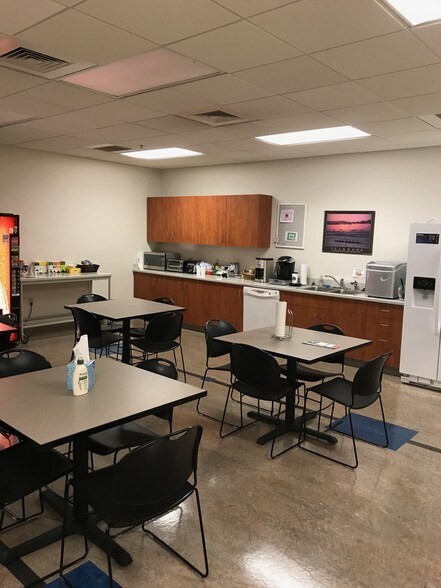 More Photos Of 420 W Main St, Boise Office For Sale