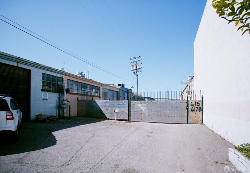 Primary Photo Of 611 85th Ave, Oakland Land For Sale