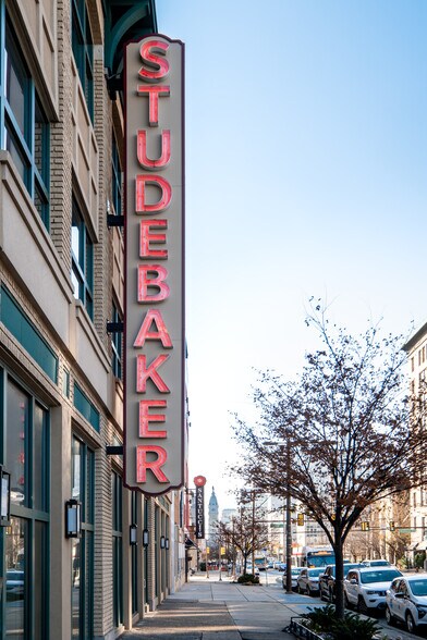 More Photos Of 667 N Broad St, Philadelphia Office For Sale