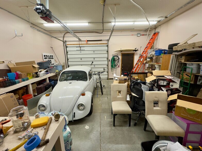 More Photos Of 6221 S 58th St, Lincoln Loft Creative Space For Sale
