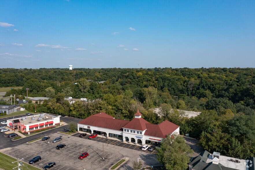 More Photos Of 471 Wards Corner Rd, Loveland Unknown For Lease