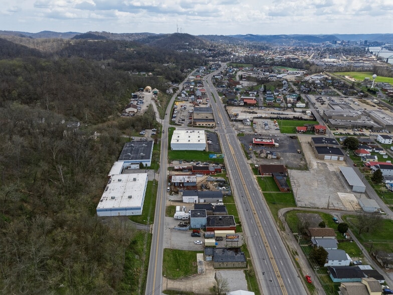 More Photos Of 3122 7th Ave, Charleston Office For Sale