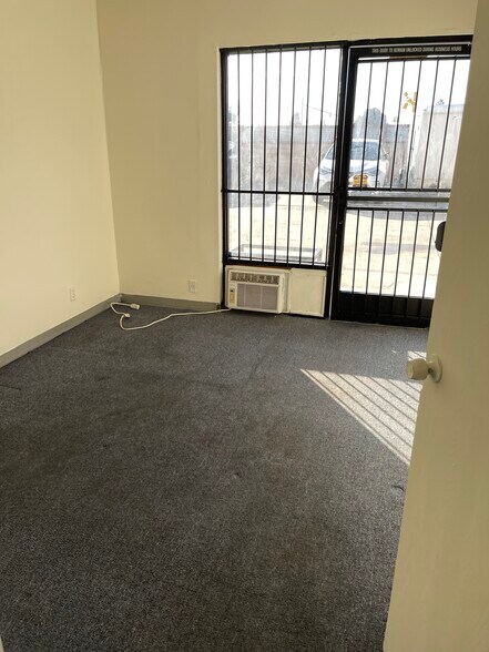 More Photos Of 10920-10928 Grand Ave, Temple City Unknown For Lease