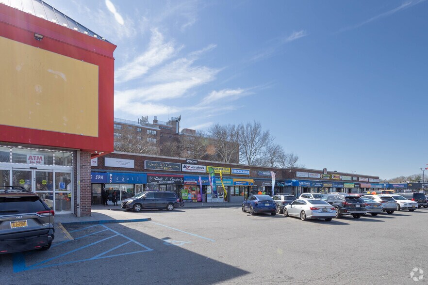 More Photos Of 9704-9712 Seaview Ave, Brooklyn Unknown For Lease