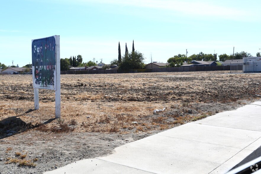 More Photos Of 602-604 Texas Ave, Los Banos Land For Sale