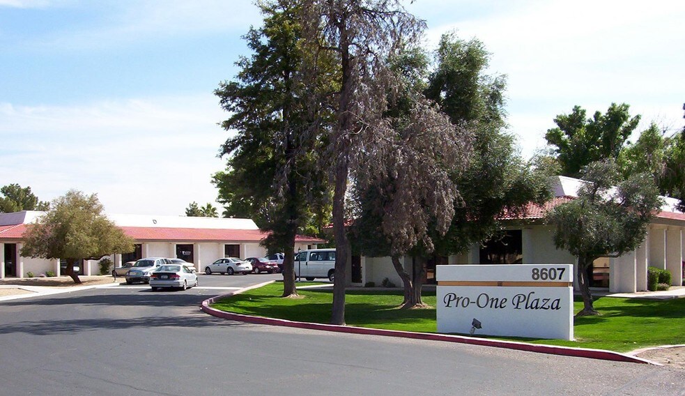 More Photos Of 8607 N 59th Ave, Glendale Office For Lease