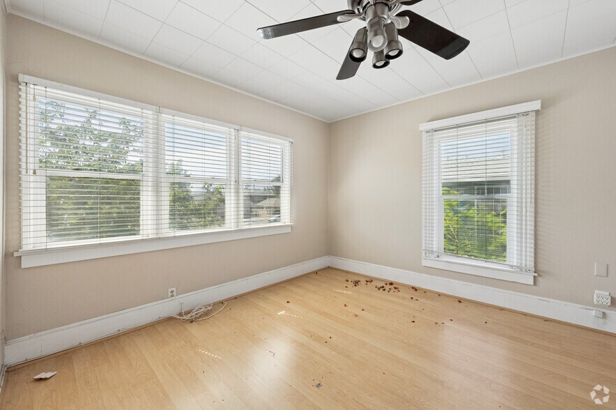 More Photos Of 412 N San Gabriel Ave, Azusa Daycare Center For Lease
