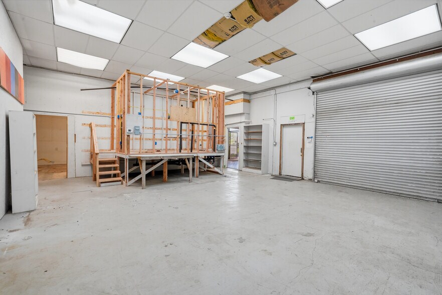 More Photos Of 13170 Lincoln Way, Auburn Office For Sale