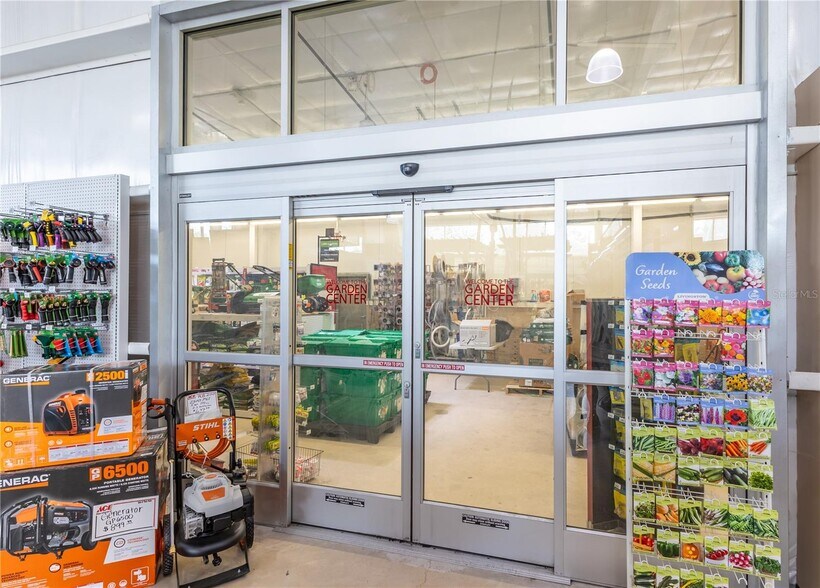 More Photos Of 11768 Narcoossee Rd, Orlando Freestanding For Lease