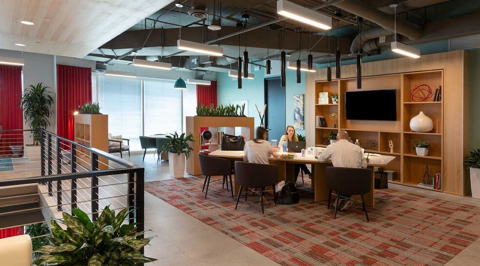 More Photos Of 1 Glenlake Pky NE, Atlanta Coworking Space