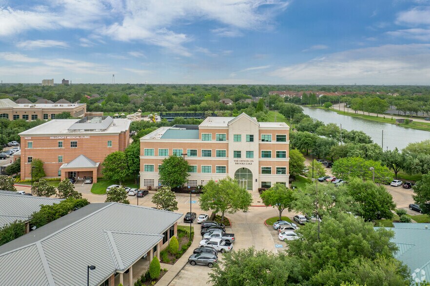 More Photos Of 1449 Highway 6, Sugar Land Office For Lease