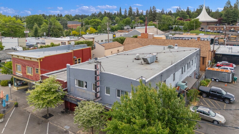 More Photos Of , Milwaukie General Retail For Sale