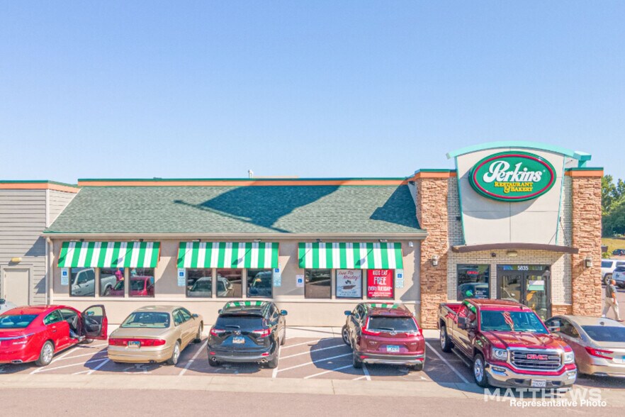 Primary Photo Of 2400 N Ave, Milford Restaurant For Sale