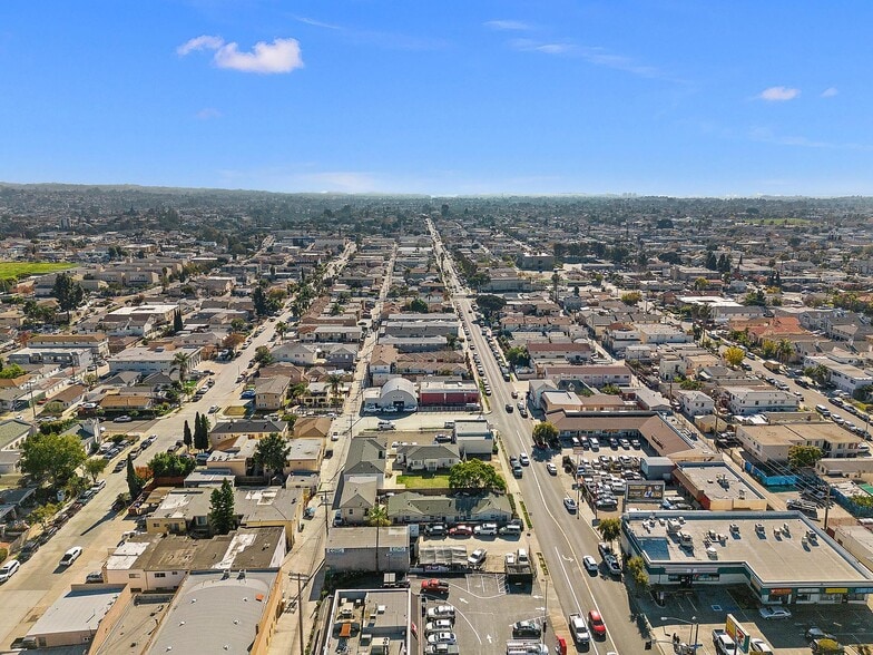 More Photos Of 4335 Euclid Ave, San Diego Auto Repair For Sale