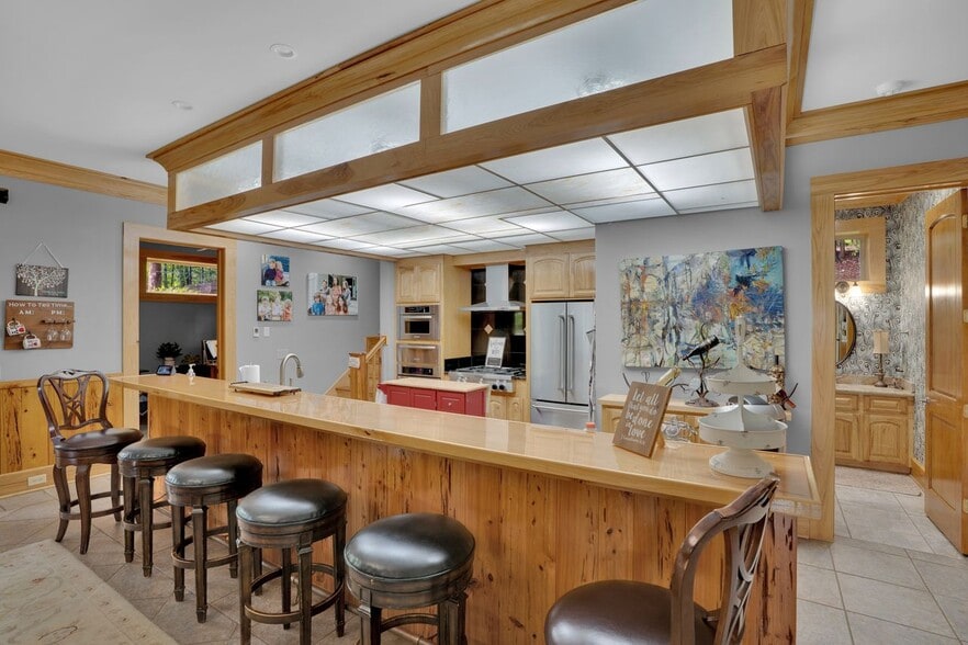 More Photos Of 1530 Buck Hill Rd, Ridgeway Industrial For Sale