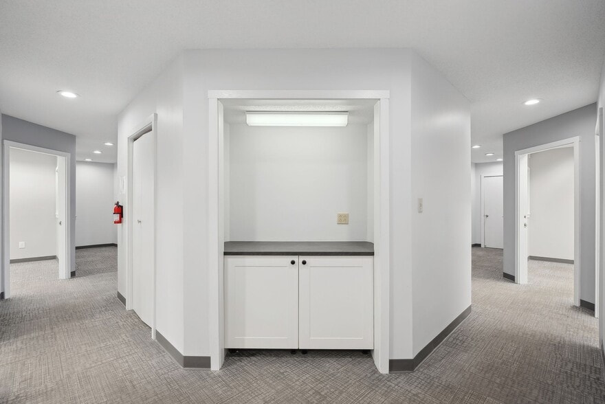 More Photos Of 1662 Post Rd, Wells Office For Sale