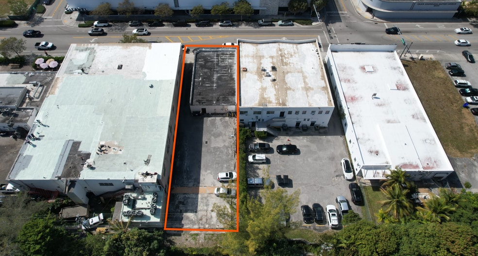 More Photos Of 8333 NE 2nd Ave, Miami Medical For Lease