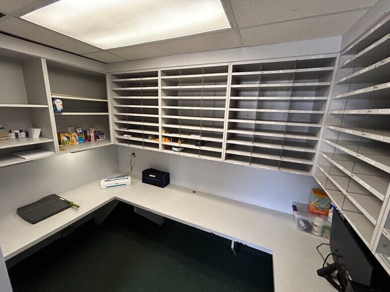 More Photos Of 15501 Munn Rd, Cleveland Office For Lease