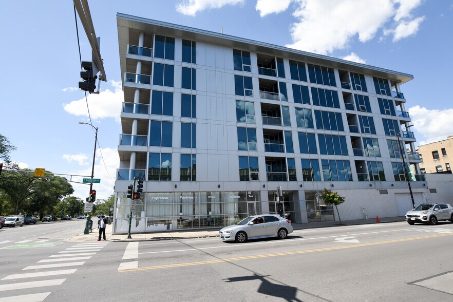 More Photos Of 2800 W North Ave, Chicago Apartments For Sale