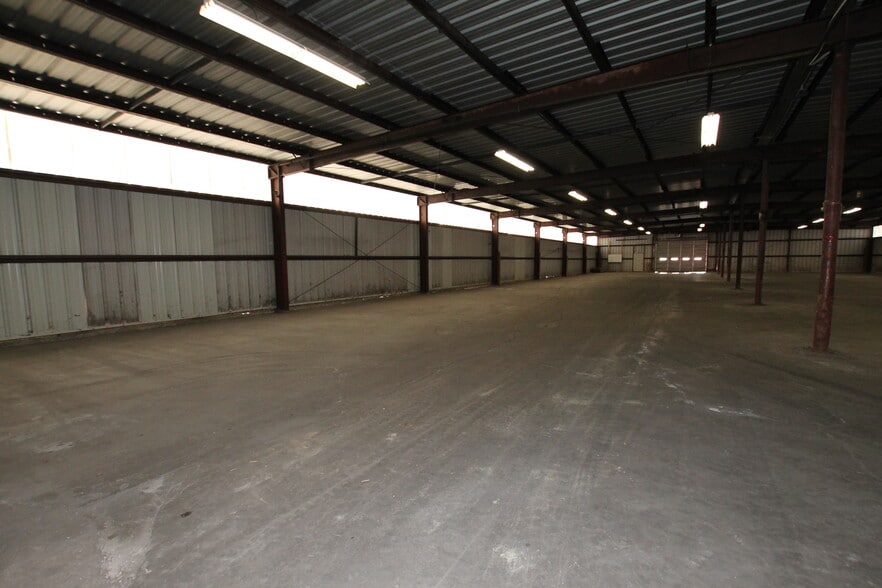 More Photos Of 9 Old Westminster Rd, Hubbardston Warehouse For Sale