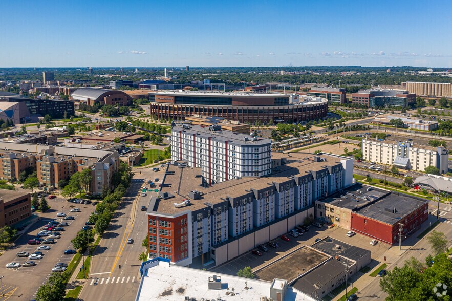 More Photos Of 1000 Washington Ave SE, Minneapolis Apartments For Lease