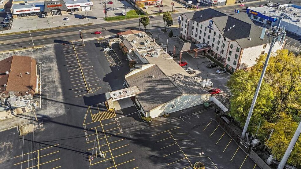 More Photos Of 8200 S Cicero Ave, Burbank Lodge Meeting Hall For Sale