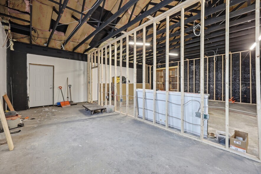 More Photos Of 688 E Eagle St, Buffalo Warehouse For Sale