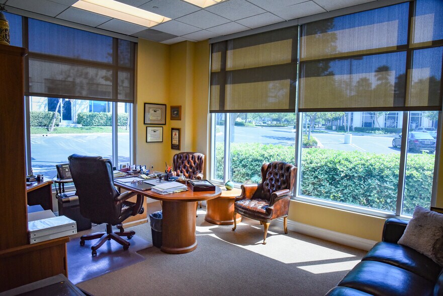 More Photos Of 26023 Acero, Mission Viejo Office For Lease