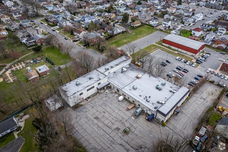 More Photos Of 1 Alexander Pl, Glen Cove Warehouse For Sale