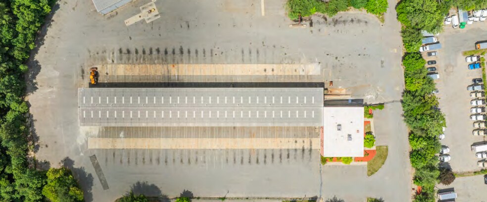 More Photos Of 49 McGrath Rd, Dracut Truck Terminal For Lease