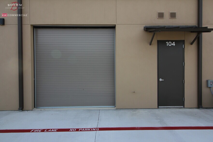 More Photos Of 12 Truss Dr, Boerne General Retail For Sale